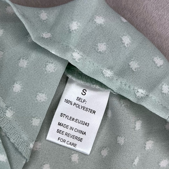 EUC Elodie size S cap sleeve light weight light green with white polka d… - Picture 4 of 7
